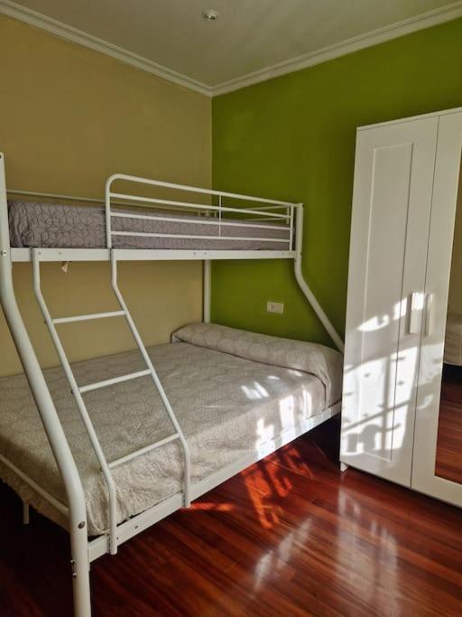 Amplia Casa Familiar Villa Понтеведра Екстериор снимка