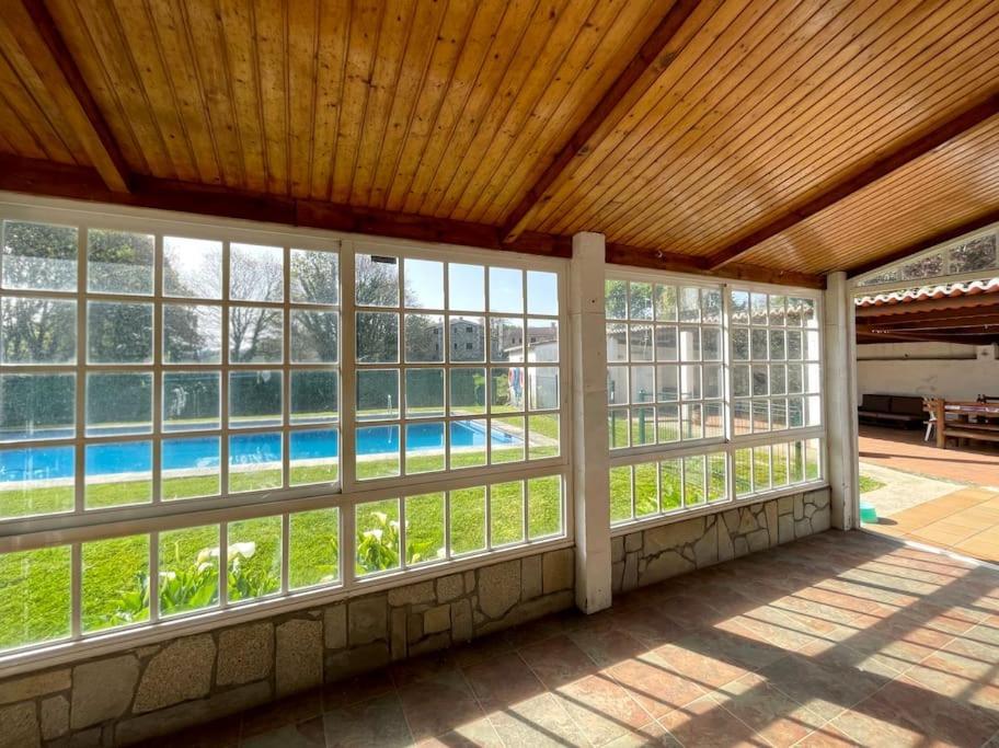 Amplia Casa Familiar Villa Понтеведра Екстериор снимка